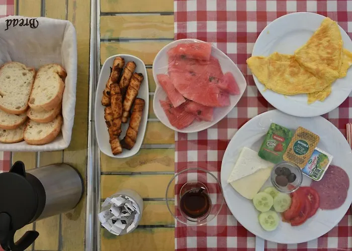 R House 3* بودروم