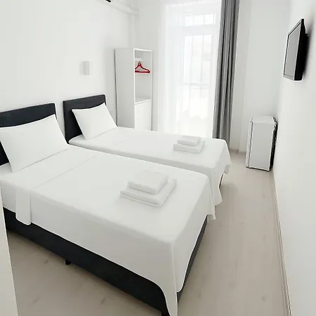 R House Ξενοδοχείο