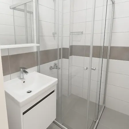 R House Ξενοδοχείο 3*