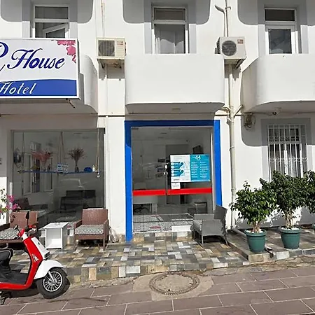 R House 3*