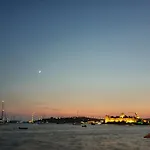 R House 酒店 博德鲁姆