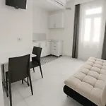 酒店 R House 博德鲁姆