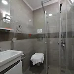 酒店 R House 博德鲁姆