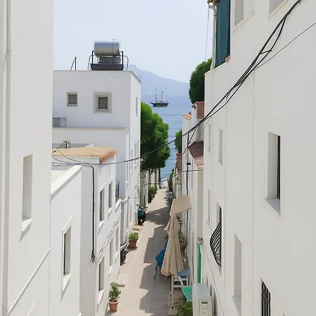 R House فندق بودروم