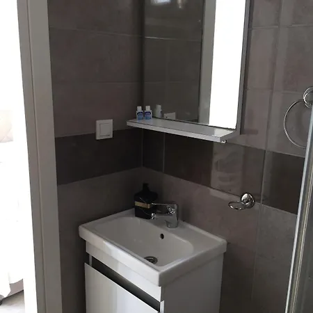 R House 3* بودروم