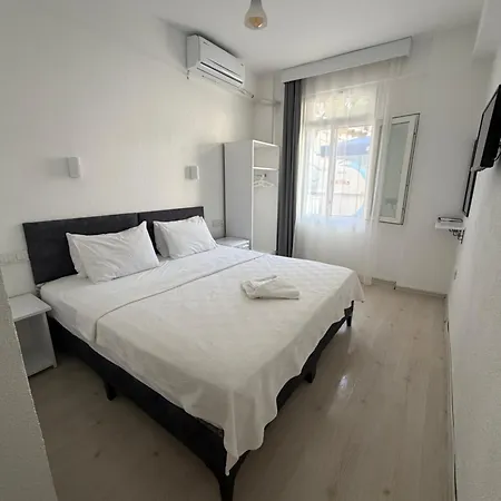 R House بودروم